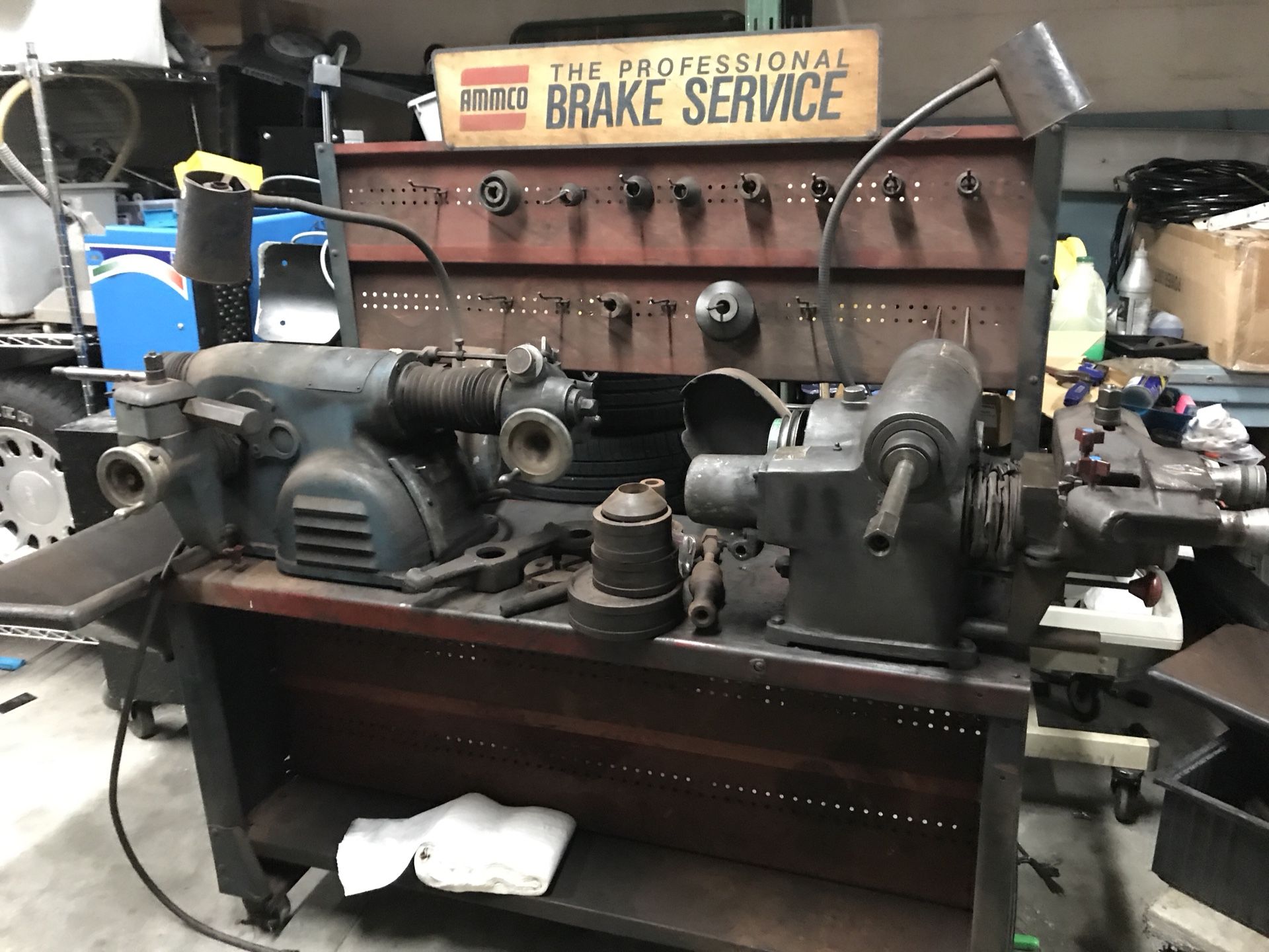 AMMCO DISC AND DRUM BRAKE LATHE FOR SALE