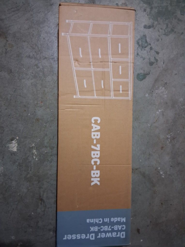 Black Seven Drawer Dresser