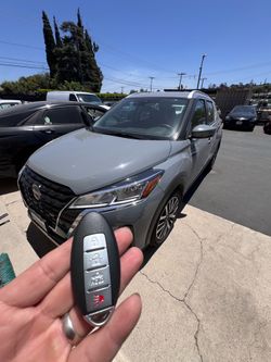 Car keys/llaves de autos/key fobs