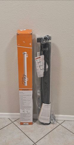 Brand New DearLov 118" Retractable Baby or Pet Safety Gate Gray