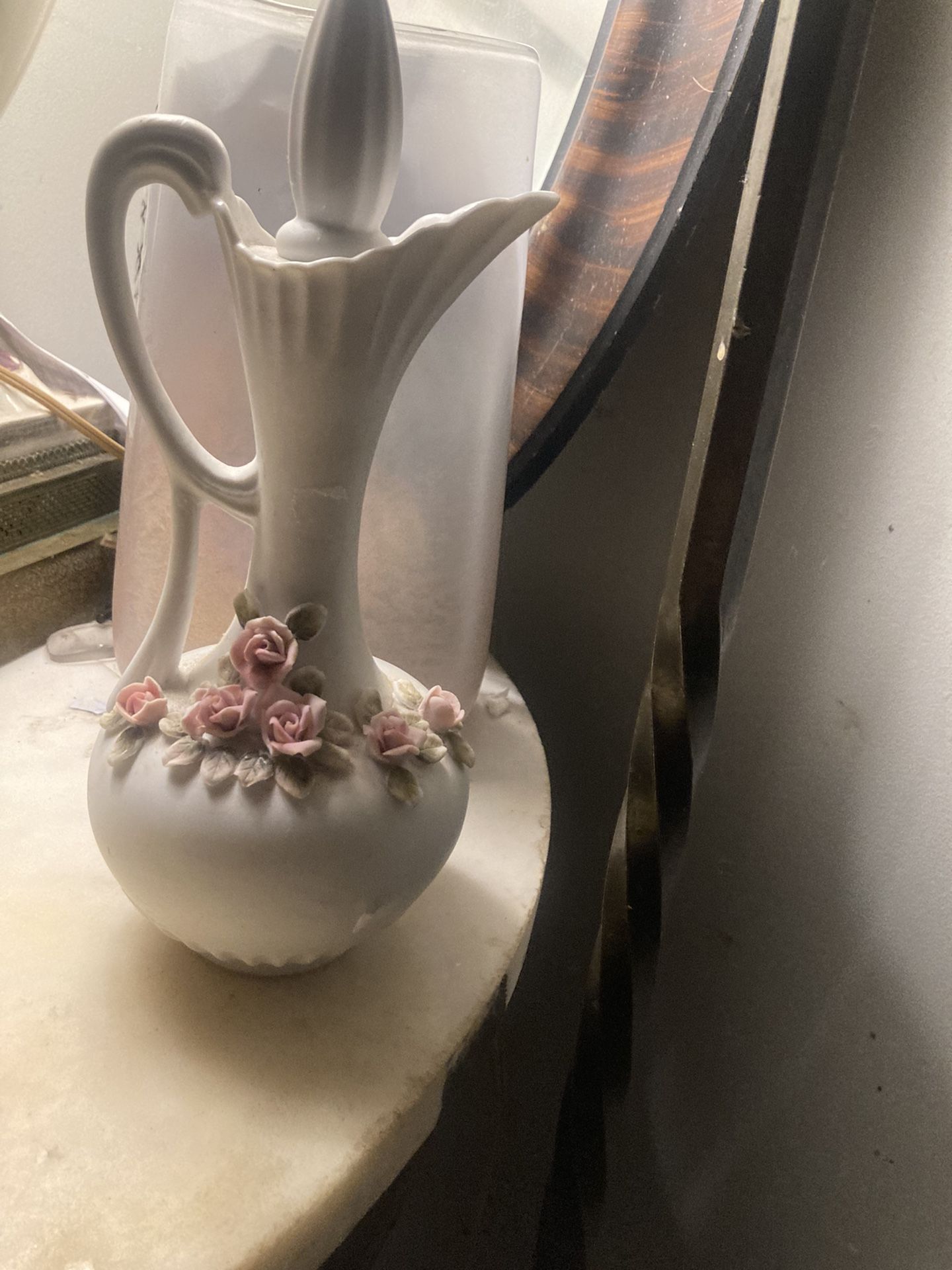 Vintage 1960s Vanity Dresser-bottle W/ Handle