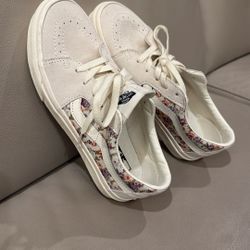 New Leather Vans , Flower Pattern Shoes