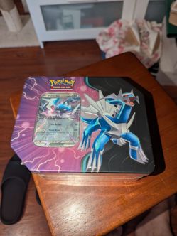 Azure legends Pokemon tin