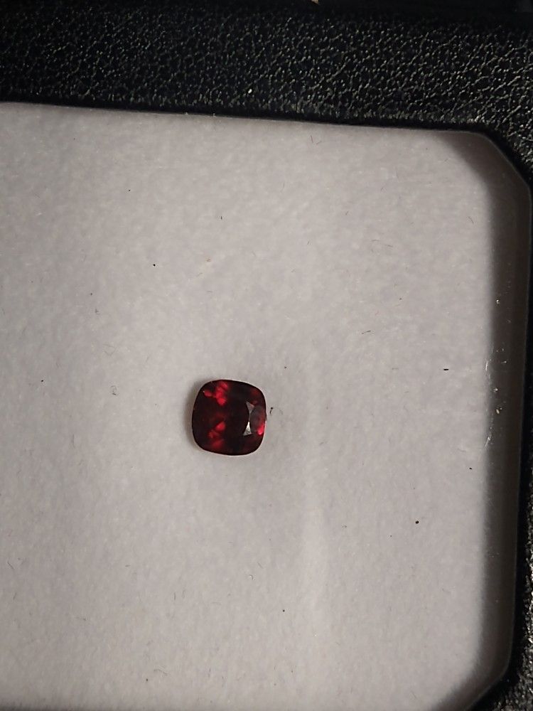 Natural Garnet In Leatherette Display
