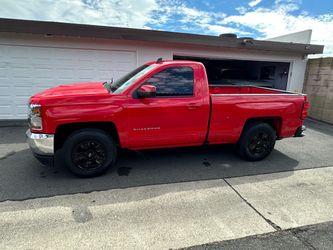 2017 Chevrolet Silverado LT