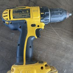 Dewalt Drill 18 Volt Work Good And Battery 