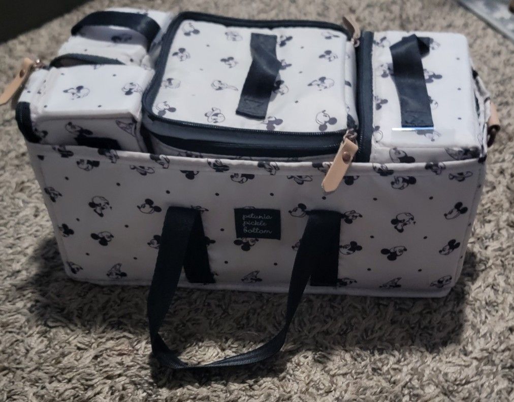 Petunia Pickle Bottom Baby Organizer