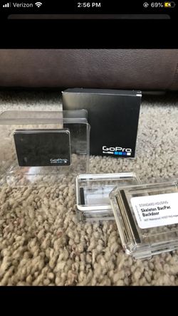 Go Pro battery pack with water proof cases