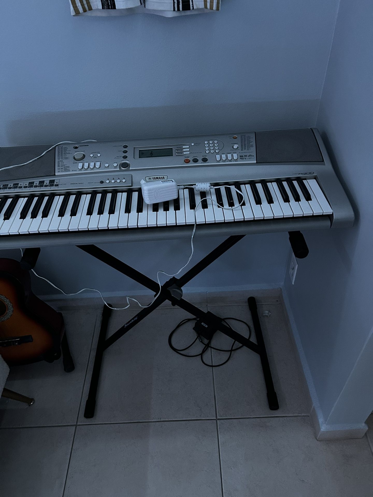Yamaha A300 Keyboard