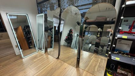 Full-Length Floor Mirror with Gold Frame/ Black Frame