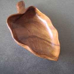 Monkey Pod Wood Leaf Trinket Or Serving Dish