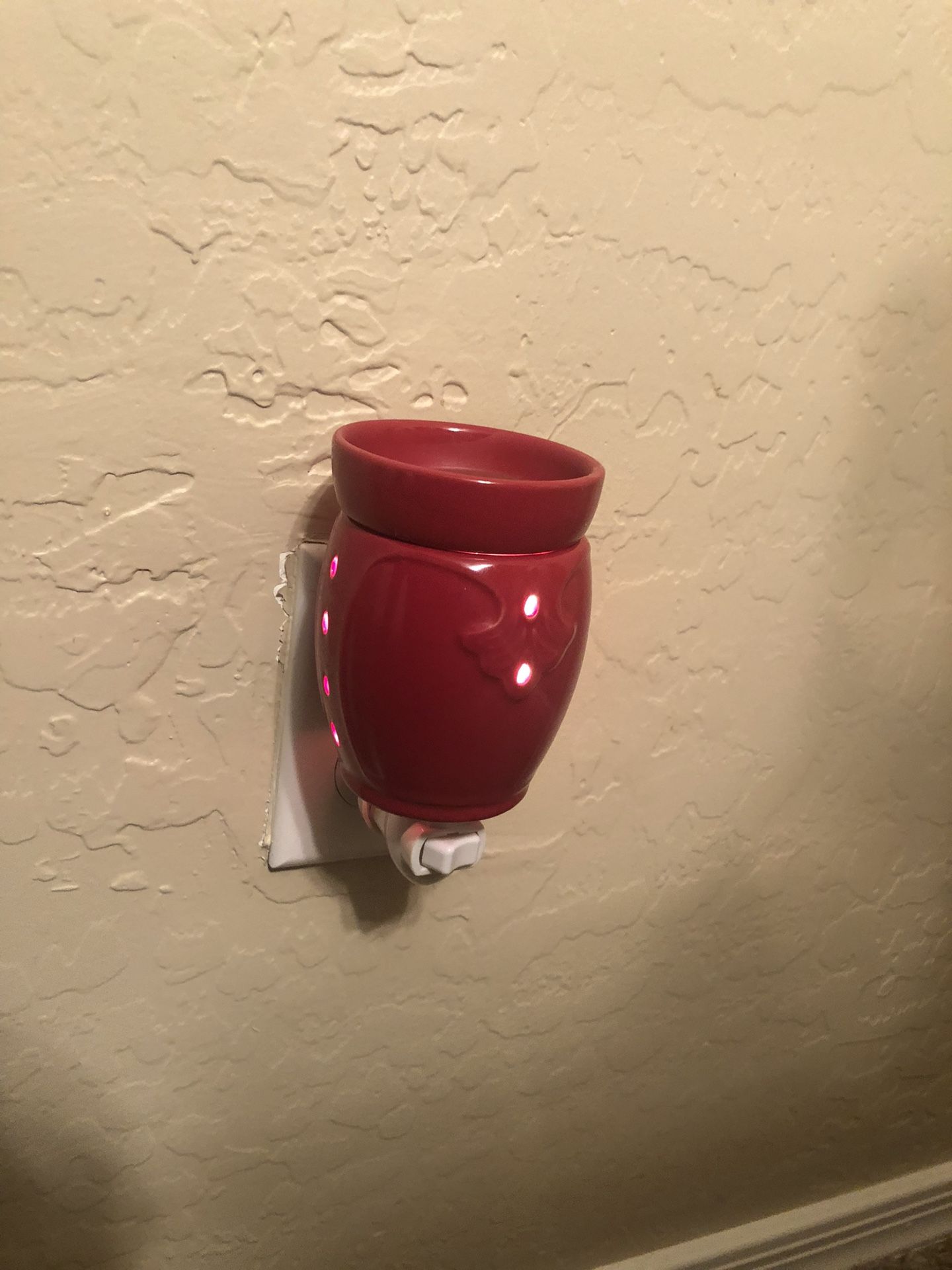 Outlet Wax Warmer