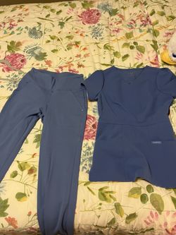 Jaanuu Ceil Blue Tulip top