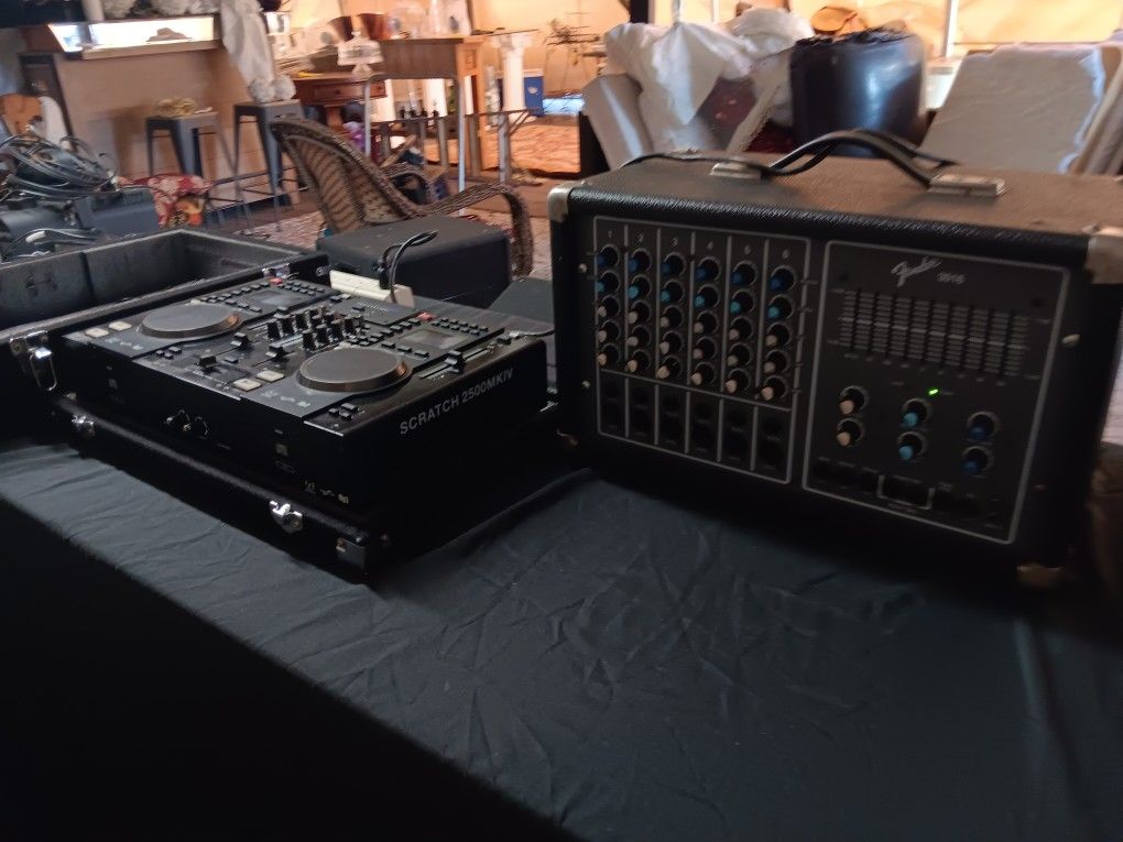 MID MIXER CONTROLLER DUALCD PLAYER WITH CASE 6 CHANNEL AMPLIFIER COMBO