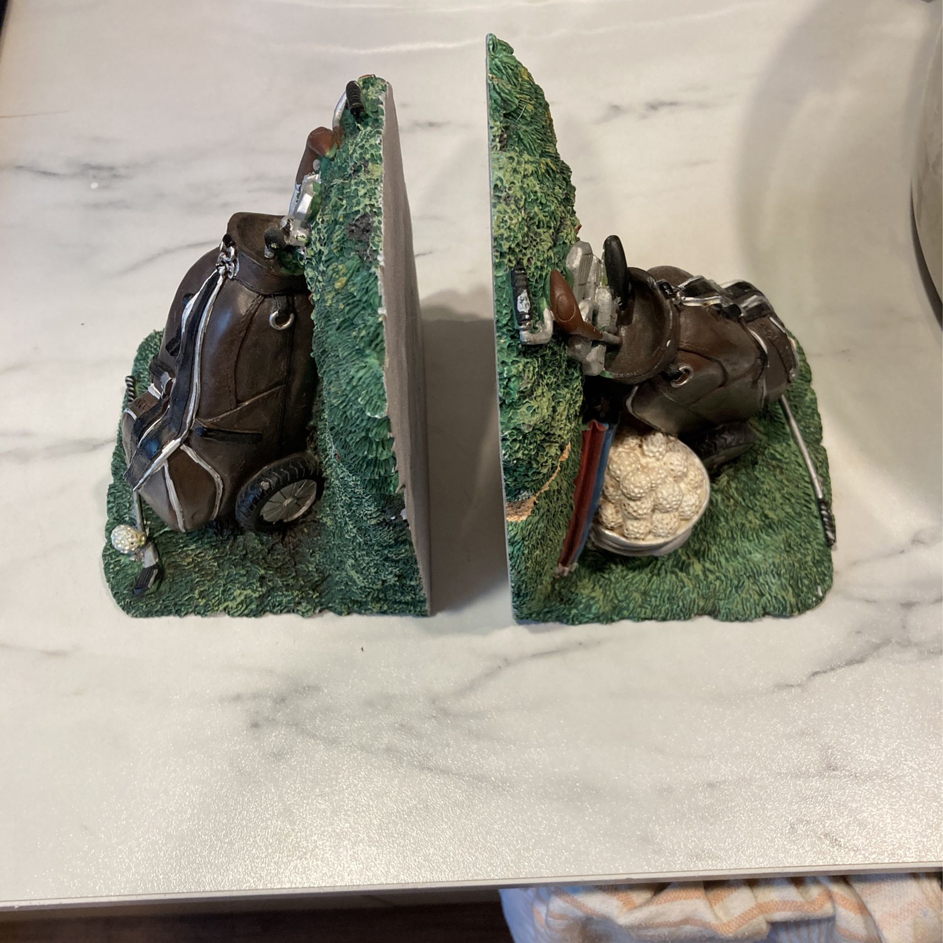 Unique Golf Sculpture Bookends American Collection 7x5x5 each set of 2 heavy