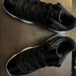 Air Jordan 11 Retro Low