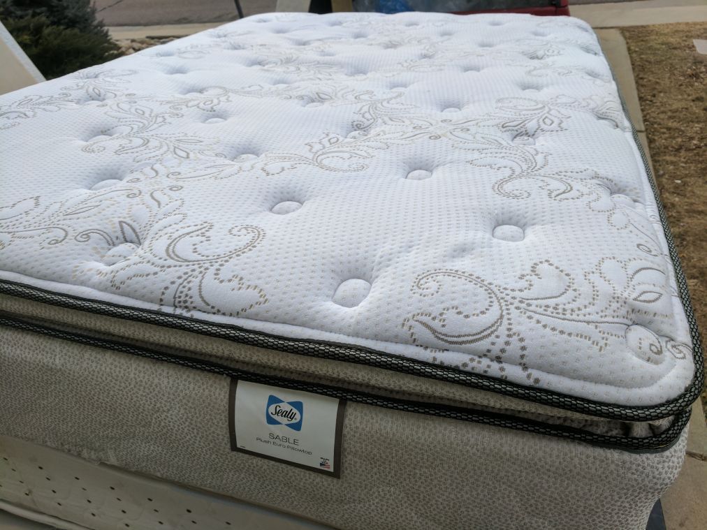 Sealy sable plush mattress deals