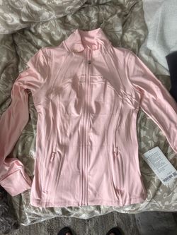 Lululemon define Jackets