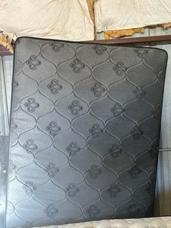 Full mattress Full mattress it’s just the mattress