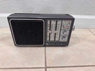 GE Radio 7-2945A AM FM TV Sound Weather Portable Black Vintage AC DC Works