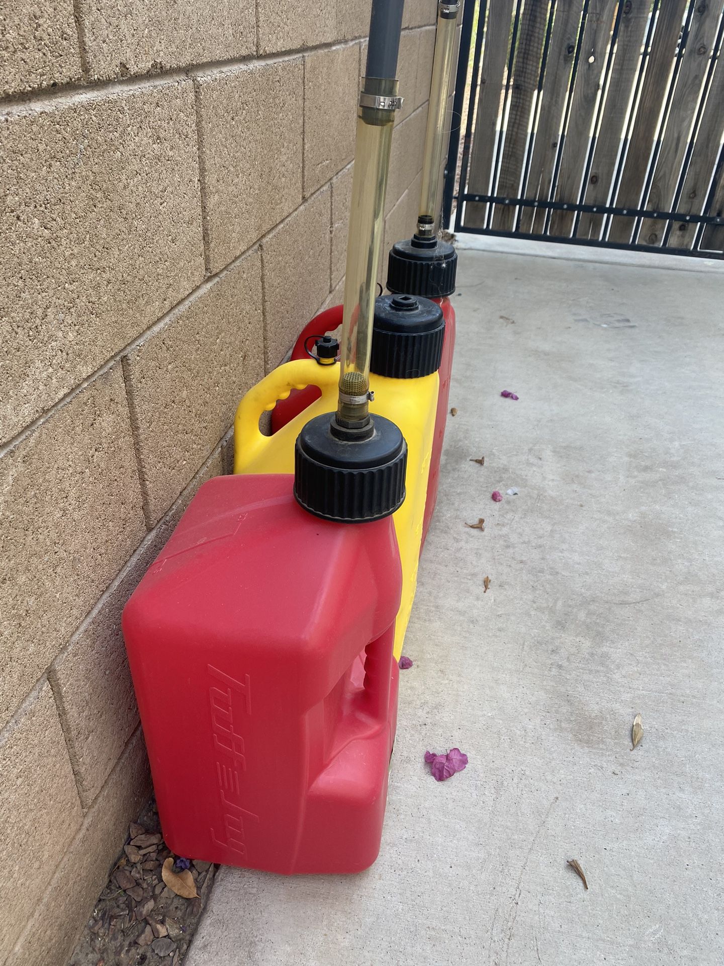 Fuel cans for Sale in Litchfield Park, AZ OfferUp