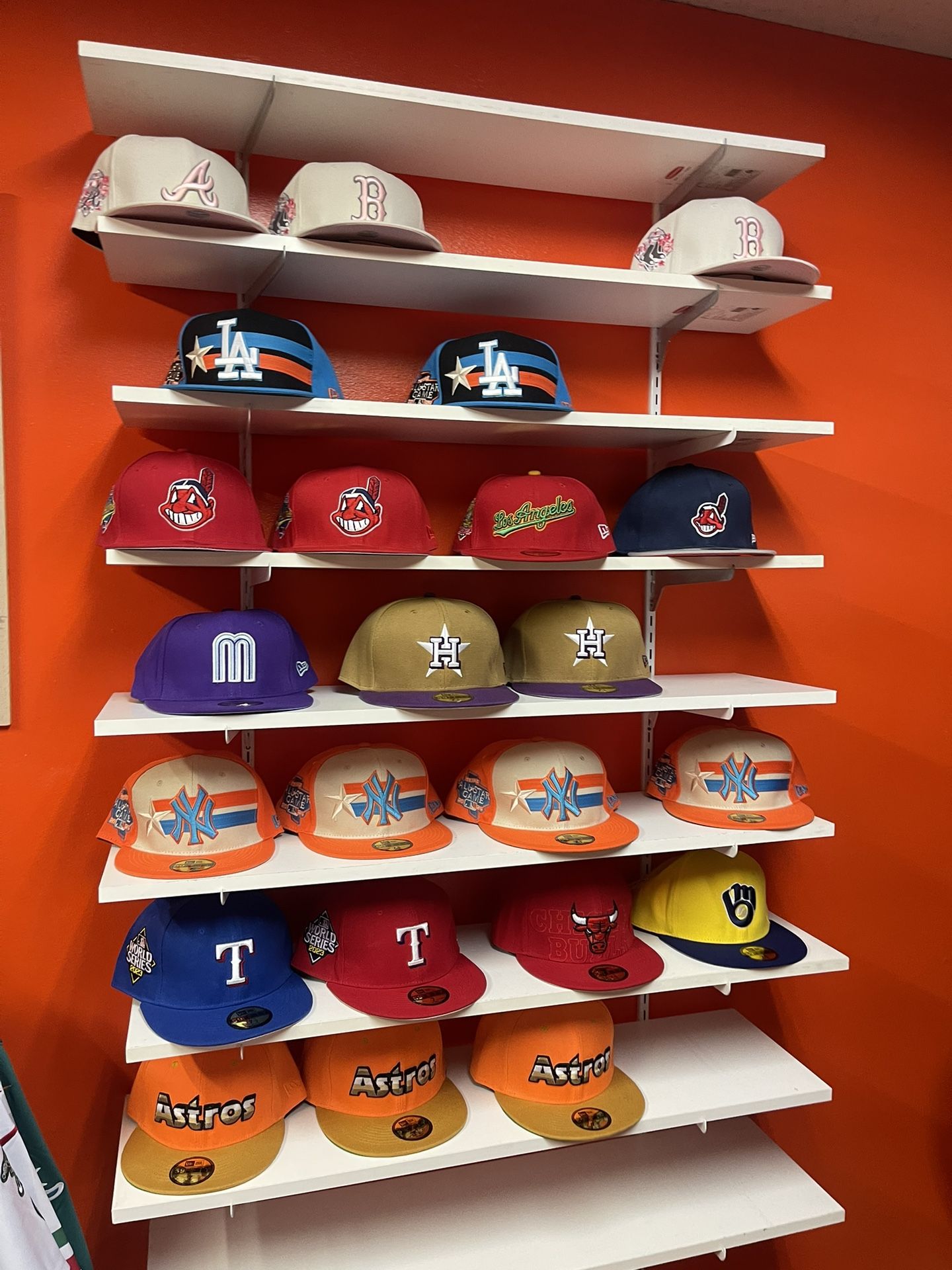 🎁 HATS 🎁