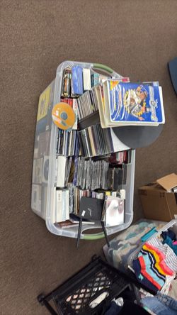 Free Pick up at delivering Hope thrift store Lockhart, Texas next to Guadalajara Mexican restaurant
