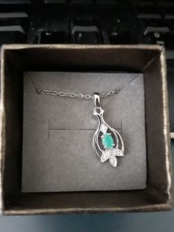 Silver pendant necklace Valentine's day is coming