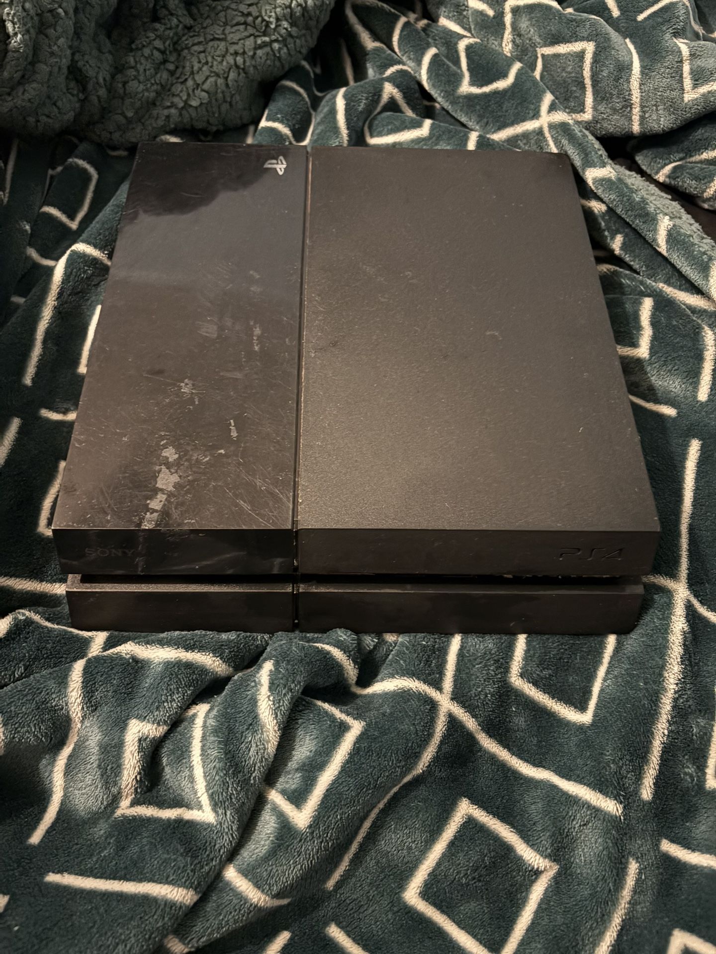 PS4