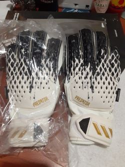 Adidas Predator FS Goalkeeper gloves size 5