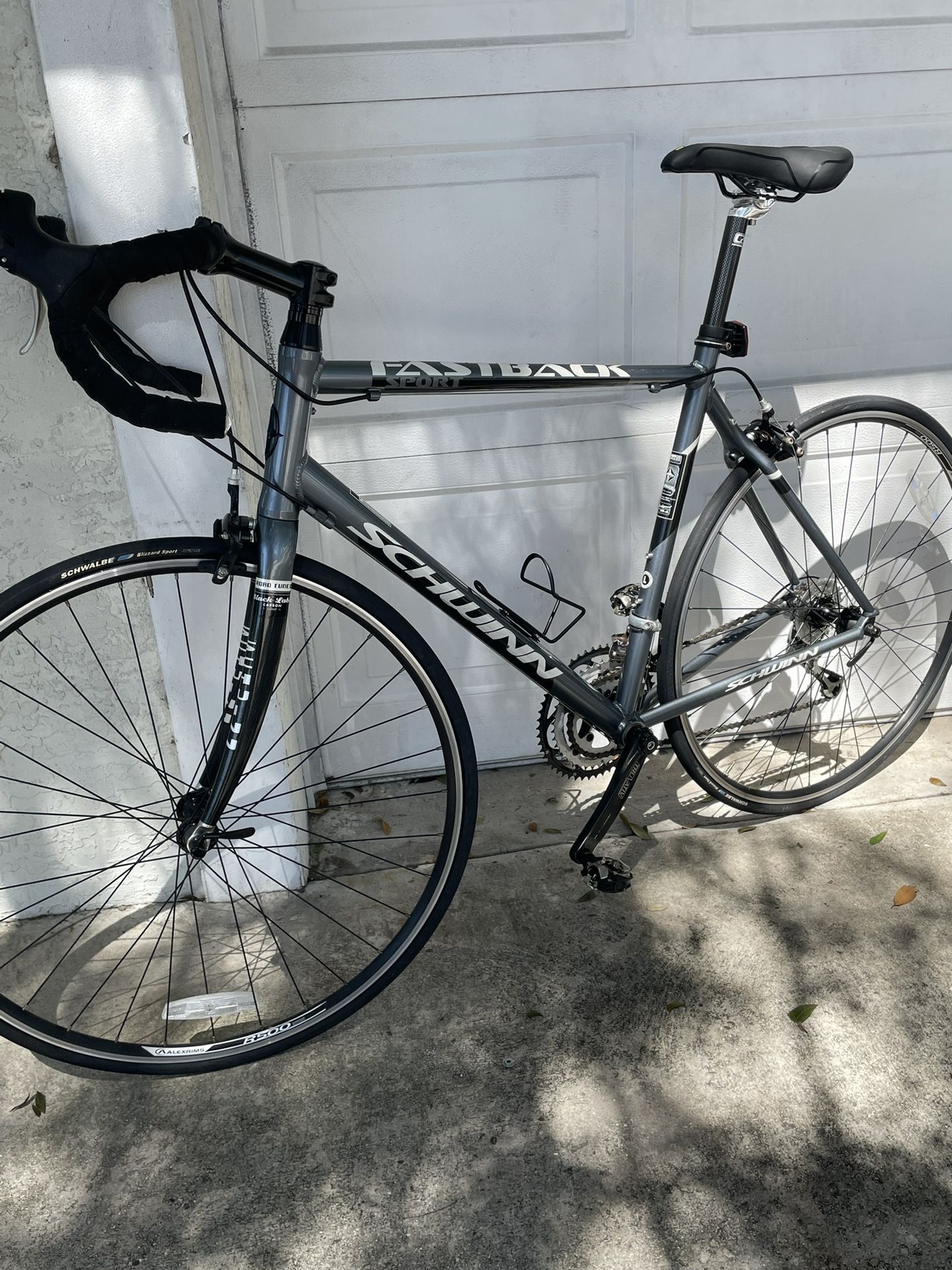 Schwinn Fastback Sport Road Bike
