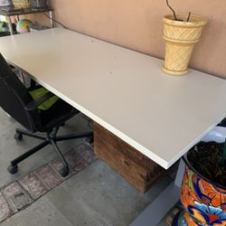 Electric Adjustable Desk