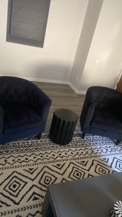 Accent chairs
