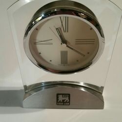 Howard Miller Table Clock With Food Lion Insignia
