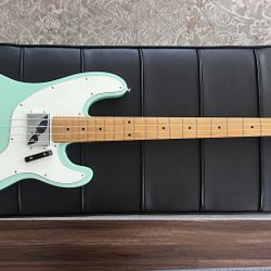 Fender Vintera Telecaster Bass Surf Green