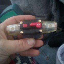 Amplifier Fuse Switch For Car Battery