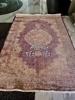 Persian-Style Area Rug 5x7 Purple Medallion