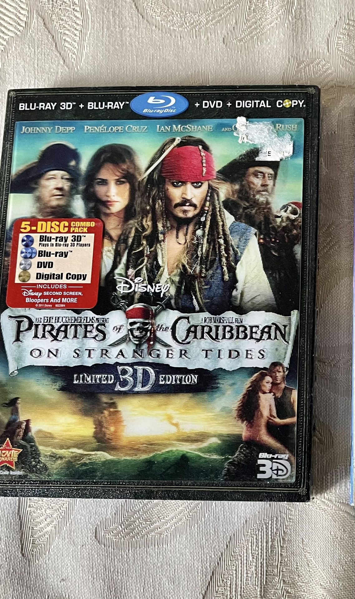 Pirates Of Caribbean: On Stranger Tides 3D Blu-Ray 5 Disk Set