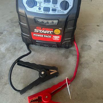 Black & Decker Smart battery charger for Sale in San Jose, CA - OfferUp