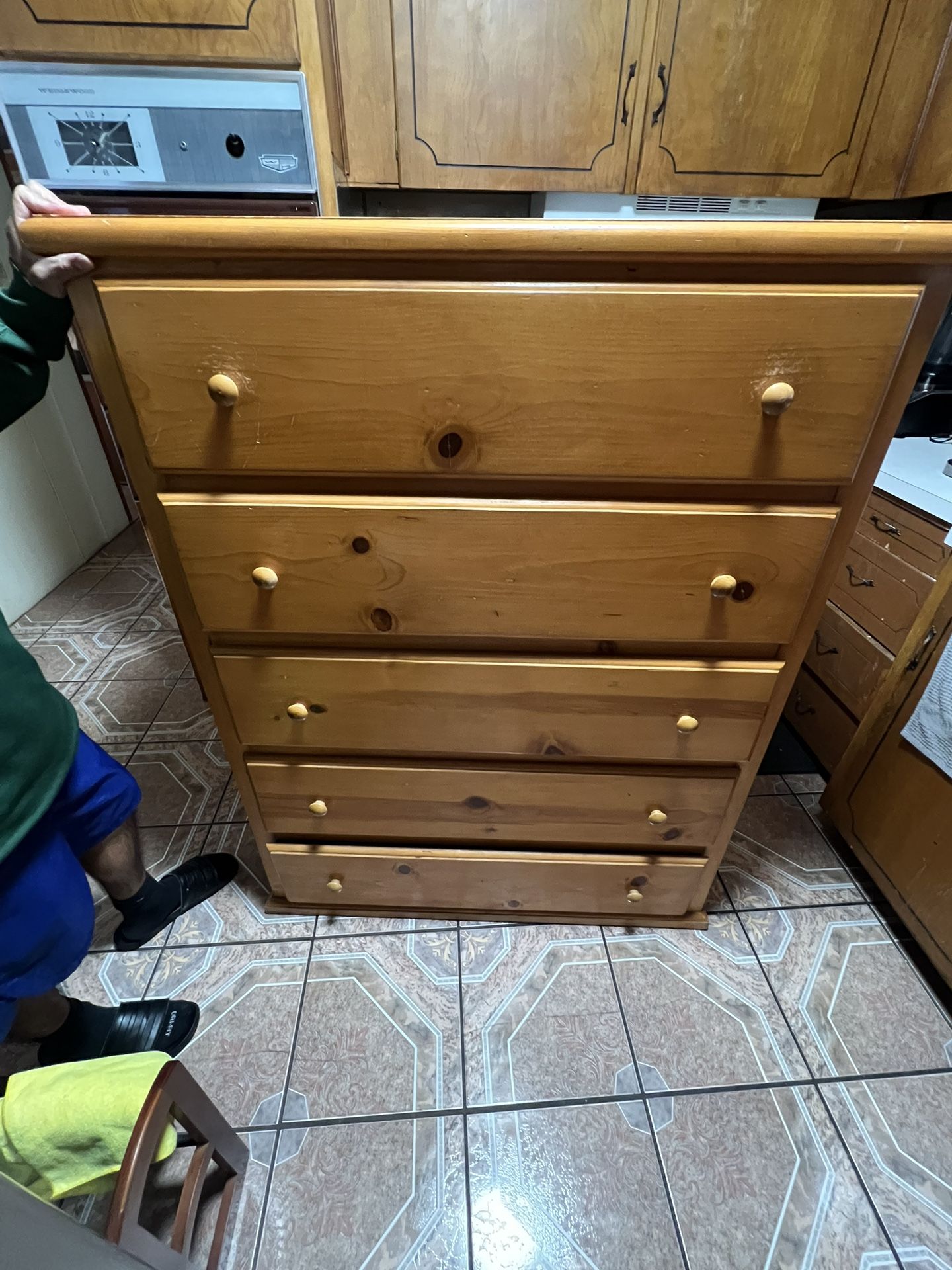 5 Drawer Wood Dresser