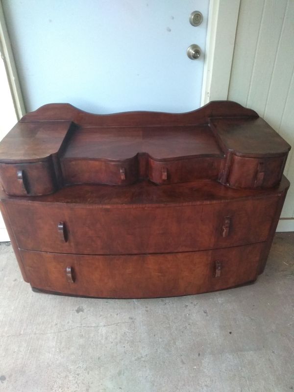 Rare Antique Dresser & Mirror (Furniture) In Washington, OK - OfferUp - Rare Antique Dresser & Mirror (Furniture) In Washington, OK - OfferUp