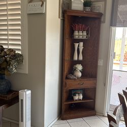 Esquinero En Buenas Condiciones 