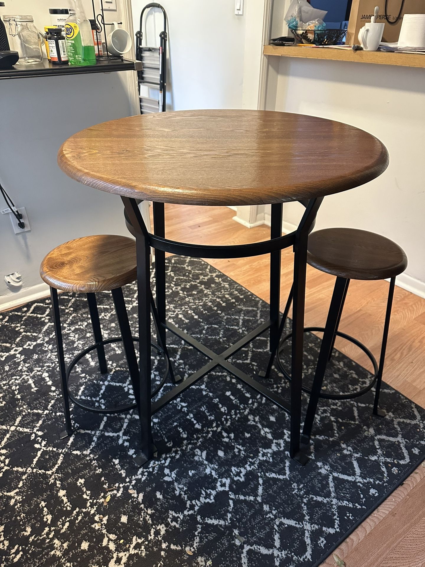 Bar Table + Stool Set, Perfect Condition