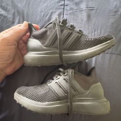 Kids Size 12k Adidas UBounce DNA Boys Shoes 