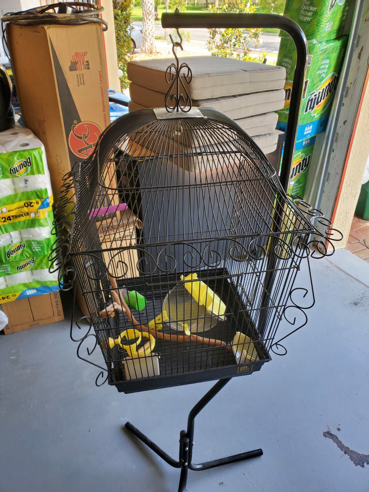 Canary cage with stand