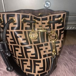 SFendi, Mon Tresor Bucket Bag With Drawstring Closure