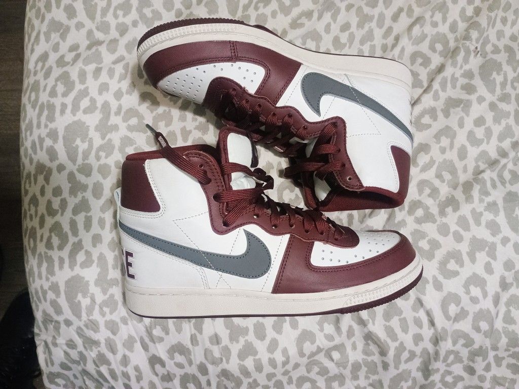 Nike Size 7 Mens