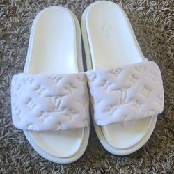 Louis Vuitton Sandals 