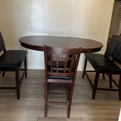 Dining Room Table 