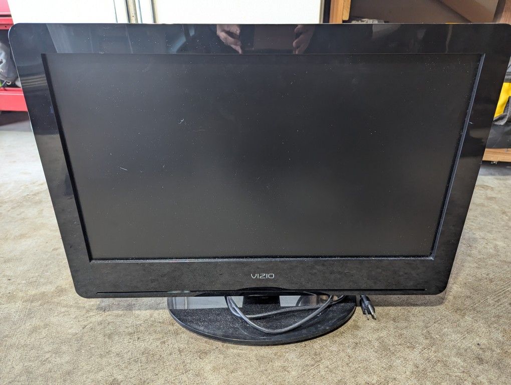 25" VISIO TV